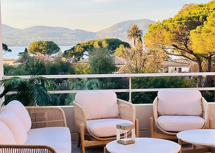 Terrasse Vue Mer - Appartement 6 Pers, 3 Chambres Et Parking A St Tropez